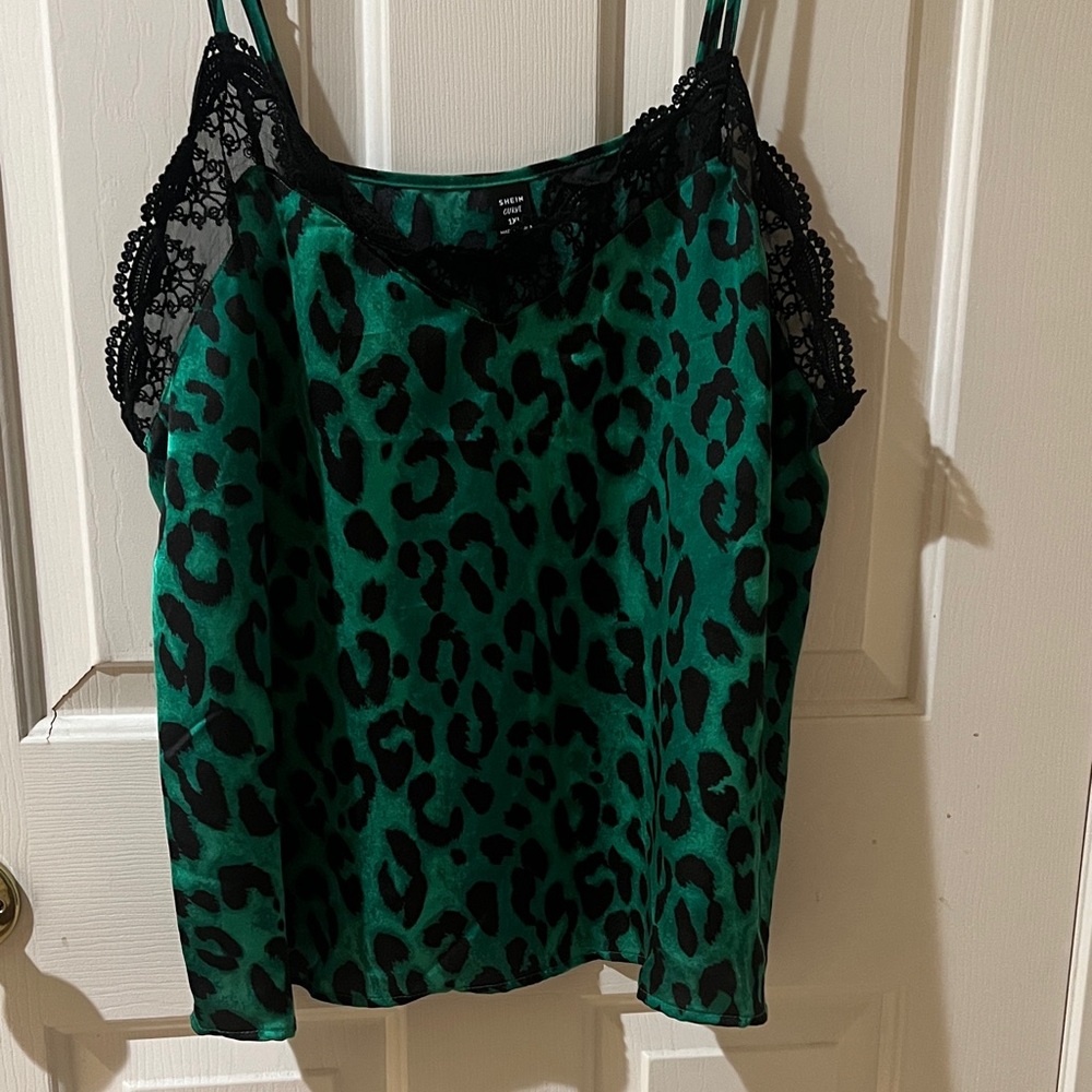 SHEIN Emerald Leopard Lace Cami Top